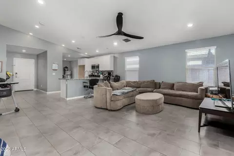Entry Way - 6323 S 34th Dr, Phoenix, AZ 85041 photo 1 of 1