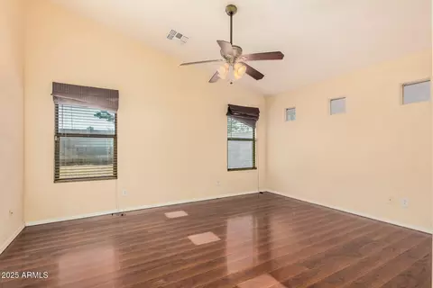 6727 S 35th Dr, Phoenix, AZ 85041 photo 12