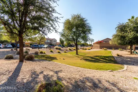 6727 S 35th Dr, Phoenix, AZ 85041 photo 32