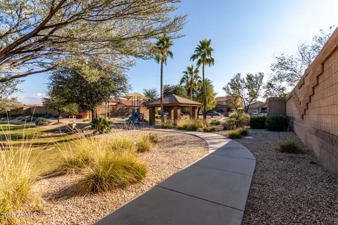 6727 S 35th Dr, Phoenix, AZ 85041 photo 40