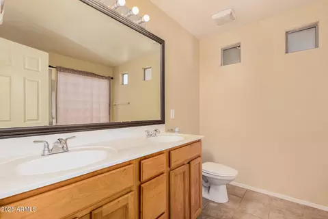 6727 S 35th Dr, Phoenix, AZ 85041 photo 14