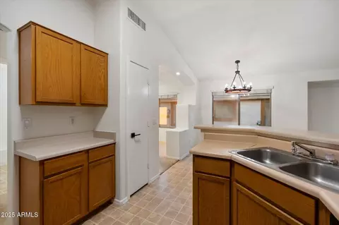 8810 E Colby Cir, Mesa, AZ 85207 photo 15