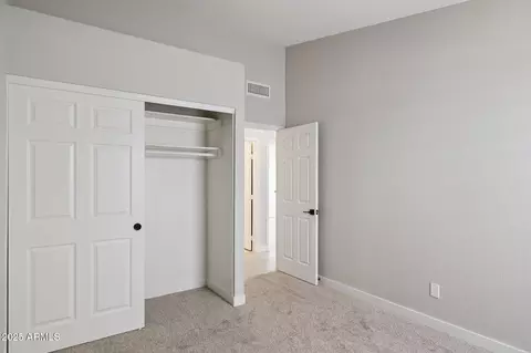 4426 E Thistle Landing Dr, Phoenix, AZ 85044 photo 21