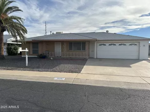 10201 W Caron Dr, Sun City, AZ 85351
