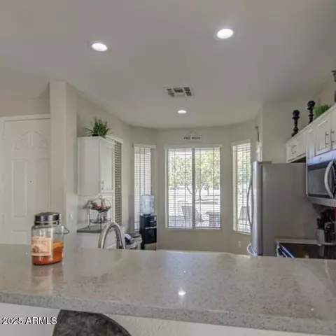 Kitchen - 3677 E Park Ave, Gilbert, AZ 85234 photo 8 of 8