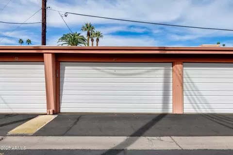 Exterior - 146 E Coronado Rd #40, Phoenix, AZ 85004 photo 8 of 9