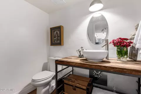 Bath - 1118 Encinas Ave, Gilbert, AZ 85234 photo 1 of 5