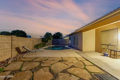 Exterior - 278 E Sagebrush St, Gilbert, AZ 85296 photo 9 of 14