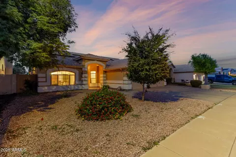 Exterior - 278 E Sagebrush St, Gilbert, AZ 85296 photo 7 of 14
