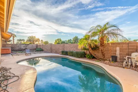 Exterior - 278 E Sagebrush St, Gilbert, AZ 85296 photo 12 of 14