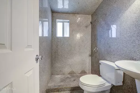 Bath - 4802 S 35th Dr, Phoenix, AZ 85041 photo 1 of 5