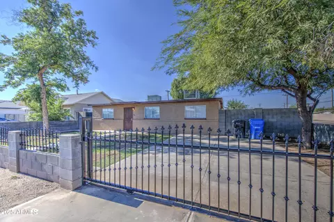 4802 S 35th Dr, Phoenix, AZ 85041