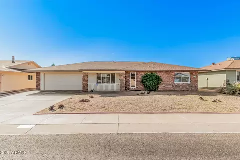 13207 W Mesa Verde Dr, Sun City West, AZ 85375