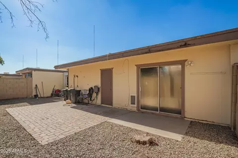 Exterior - 6813 N 29th Ave, Phoenix, AZ 85017 photo 4 of 7