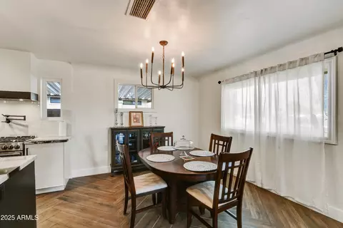 Dining - 1735 W Mitchell Dr, Phoenix, AZ 85015 photo 1 of 1