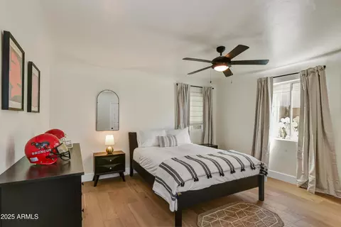 Bedroom - 1735 W Mitchell Dr, Phoenix, AZ 85015 photo 4 of 4