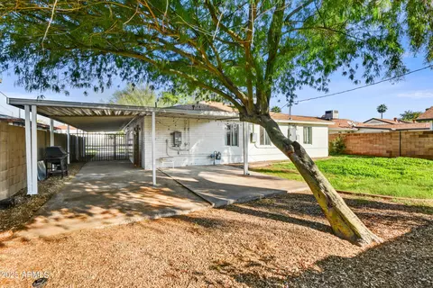 Exterior - 1735 W Mitchell Dr, Phoenix, AZ 85015 photo 3 of 3