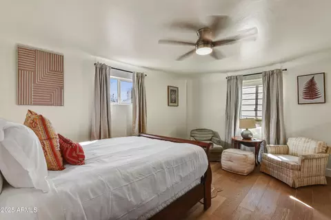Bedroom - 1735 W Mitchell Dr, Phoenix, AZ 85015 photo 2 of 4