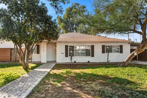 Exterior - 1735 W Mitchell Dr, Phoenix, AZ 85015 photo 1 of 3