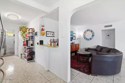 1441 E Diamond St, Phoenix, AZ 85006 photo 9