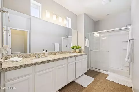 Bath - 4124 E Toledo St, Gilbert, AZ 85295 photo 2 of 3