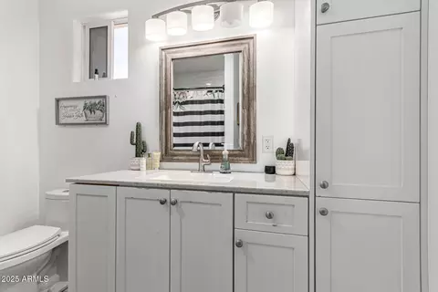 Bath - 7552 Elena Cir, Mesa, AZ 85208 photo 3 of 4