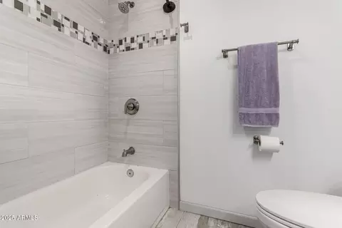 Bath - 7552 Elena Cir, Mesa, AZ 85208 photo 4 of 4