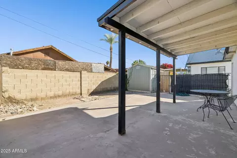 Exterior - 1614 E Roma Ave, Phoenix, AZ 85016 photo 6 of 10