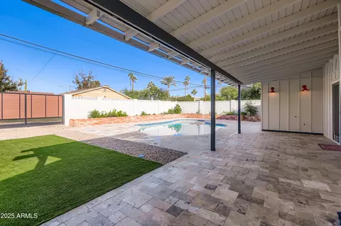 Exterior - 2548 E Turney Ave, Phoenix, AZ 85016 photo 1 of 3