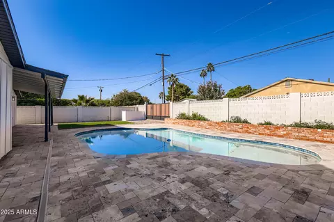 Exterior - 2548 E Turney Ave, Phoenix, AZ 85016 photo 3 of 3