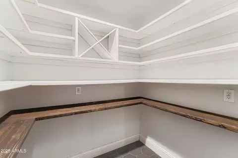 Entry Way - 2548 E Turney Ave, Phoenix, AZ 85016 photo 2 of 2
