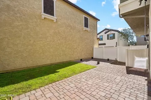 Exterior - 10439 E Naranja Ave, Mesa, AZ 85209 photo 4 of 8