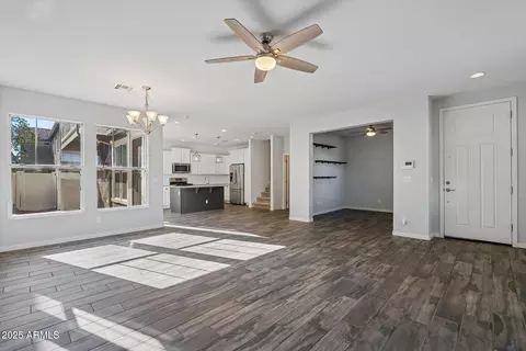 Living - 10439 E Naranja Ave, Mesa, AZ 85209 photo 2 of 3