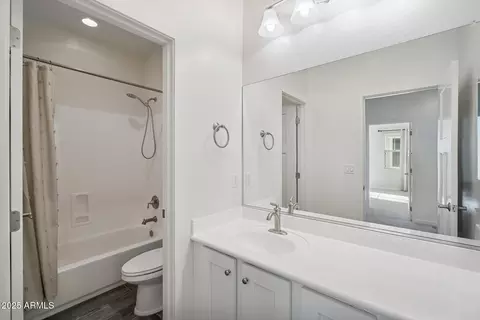 Bath - 10439 E Naranja Ave, Mesa, AZ 85209 photo 4 of 4
