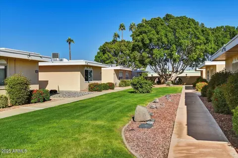 11061 W Coggins Dr, Sun City, AZ 85351