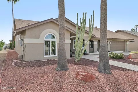 13915 W Gable Hill Dr, Sun City West, AZ 85375