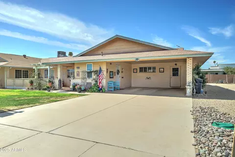 10256 N 105th Dr, Sun City, AZ 85351