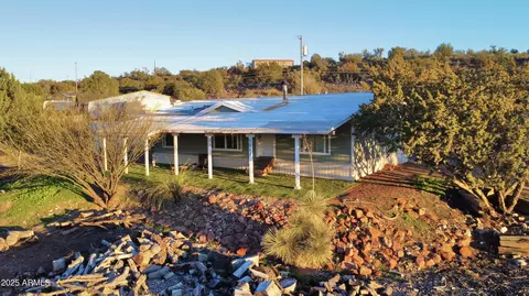 5943 N Bordeaux Rd, Rimrock, AZ 86335