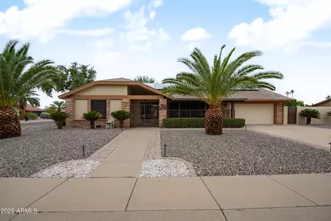18602 N 138th Ave, Sun City West, AZ 85375