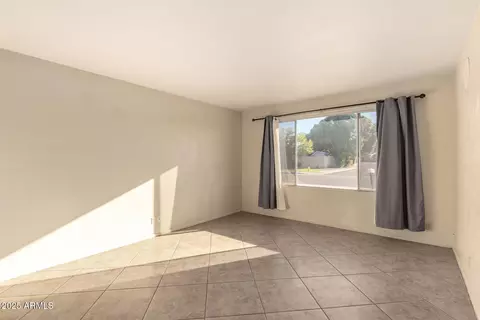 Living - 1046 E Carmen St, Tempe, AZ 85283 photo 1 of 7