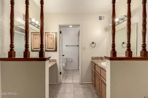 Bath - 1046 E Carmen St, Tempe, AZ 85283 photo 1 of 4