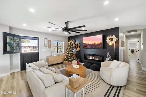 Living - 4015 E Catalina Dr, Phoenix, AZ 85018 photo 3 of 3