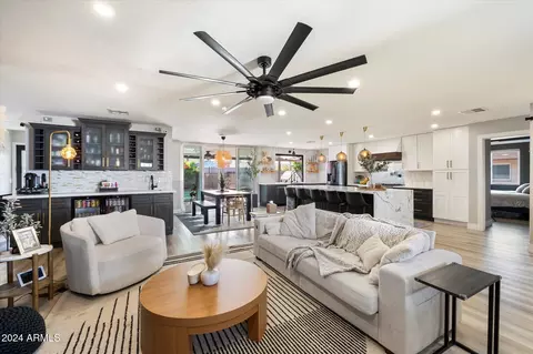 Living - 4015 E Catalina Dr, Phoenix, AZ 85018 photo 1 of 3