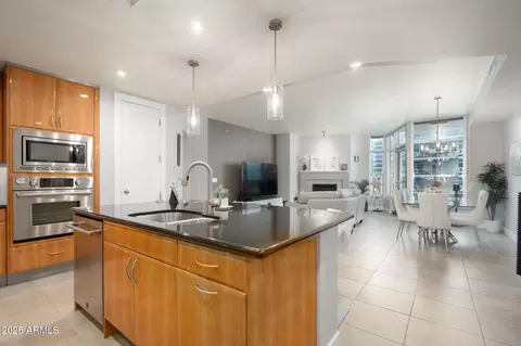 140 E Rio Salado Pkwy #504, Tempe, AZ 85281