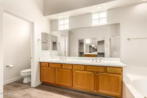 2031 E Valencia Dr, Phoenix, AZ 85042 photo 24