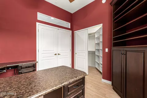 2031 E Valencia Dr, Phoenix, AZ 85042 photo 32