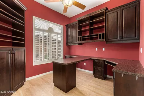 2031 E Valencia Dr, Phoenix, AZ 85042 photo 31