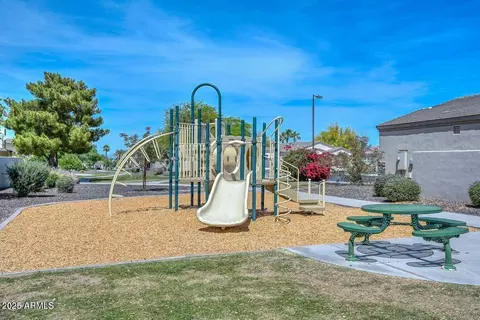 2031 E Valencia Dr, Phoenix, AZ 85042 photo 50