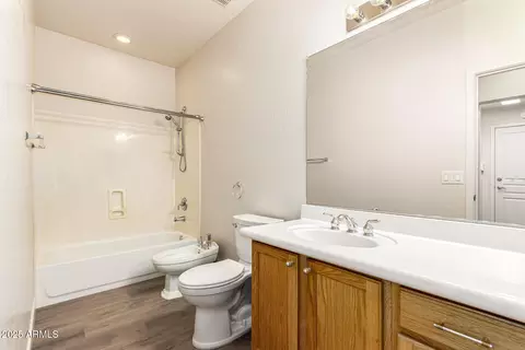2031 E Valencia Dr, Phoenix, AZ 85042 photo 29