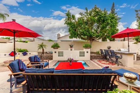 2031 E Valencia Dr, Phoenix, AZ 85042 photo 37